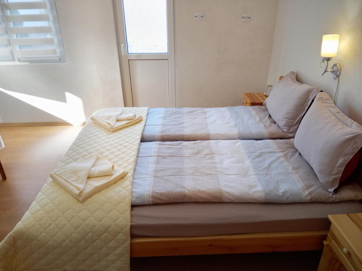 Holiday Guest House Kemo Sapareva Banya Luaran gambar