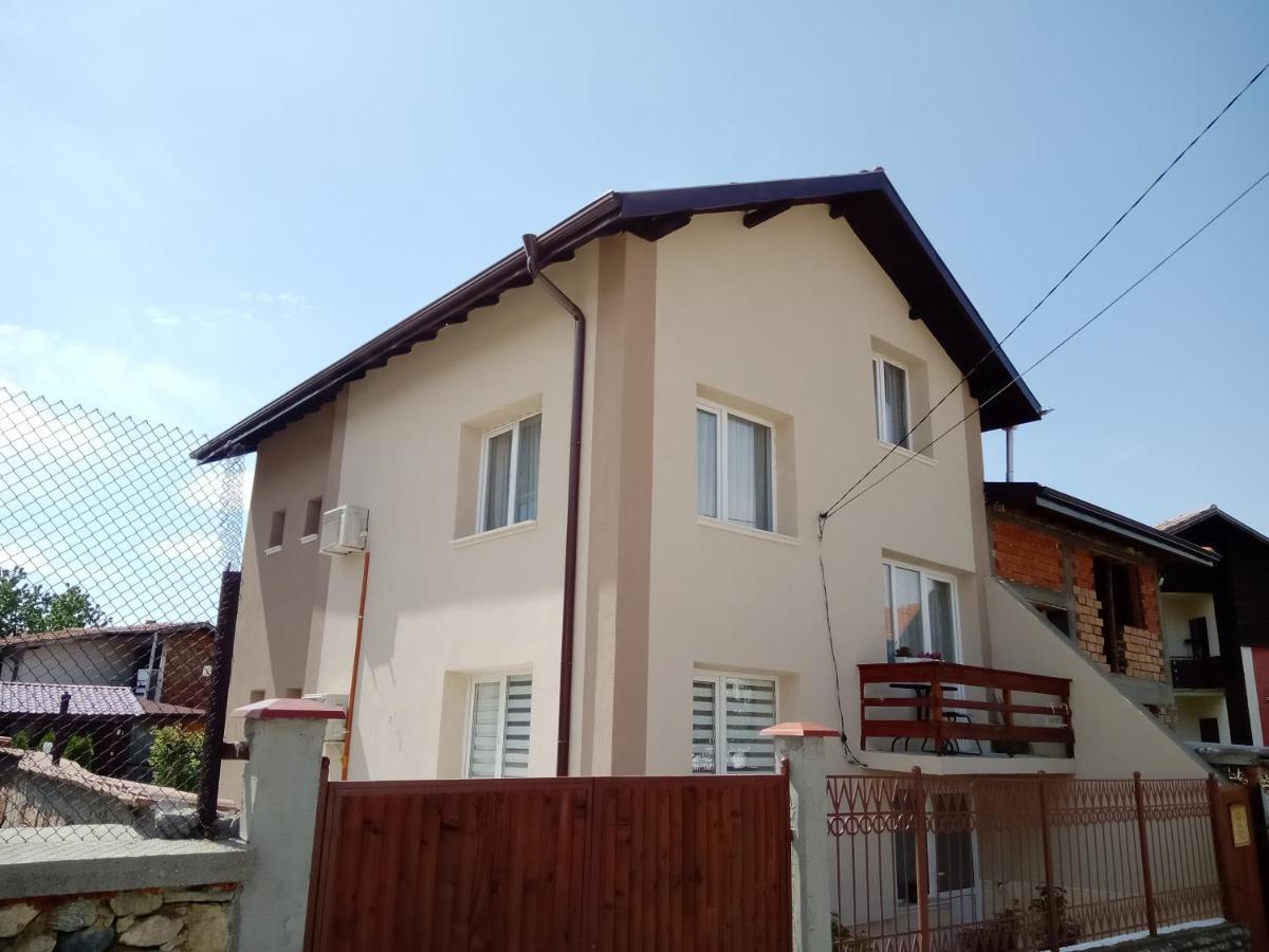 Holiday Guest House Kemo Sapareva Banya Luaran gambar