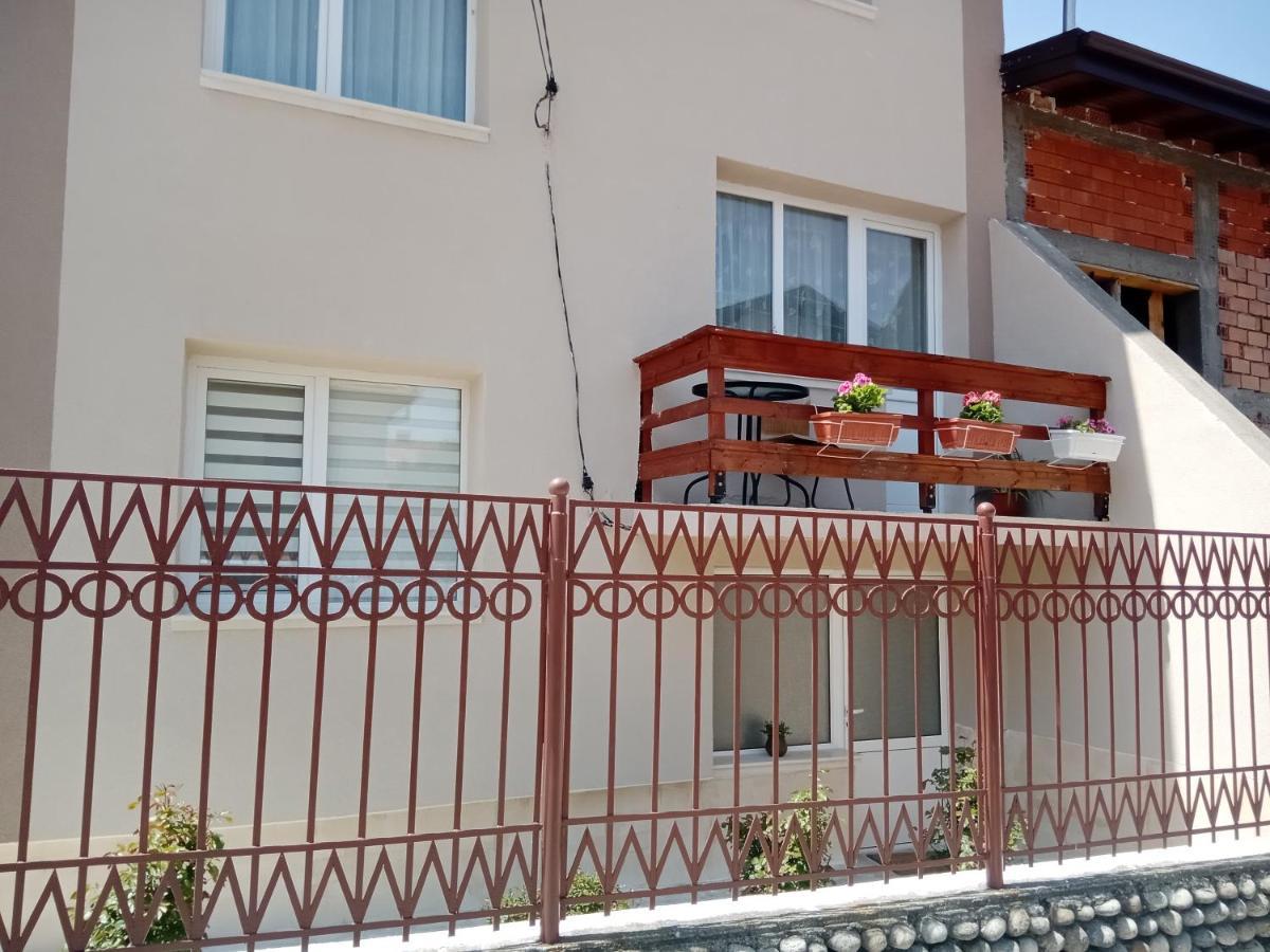 Holiday Guest House Kemo Sapareva Banya Luaran gambar